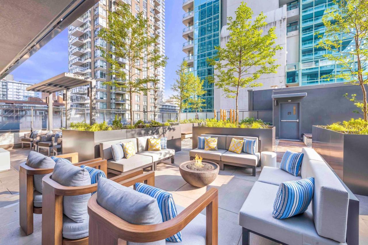 Отель Level Downtown - Howe Ванкувер Экстерьер фото